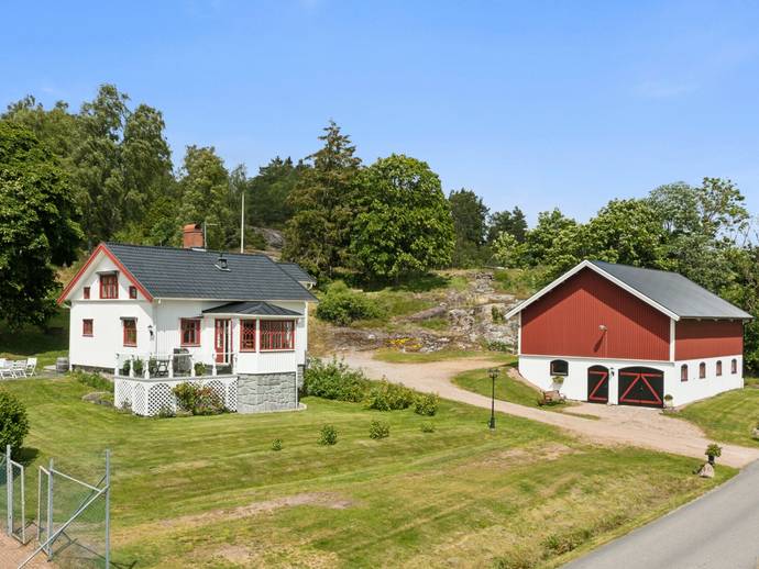 4 rok · 129 m² · Utgård 207