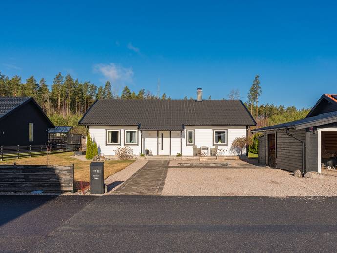 4 rok · 107 m² · Stensborgsvägen 17B