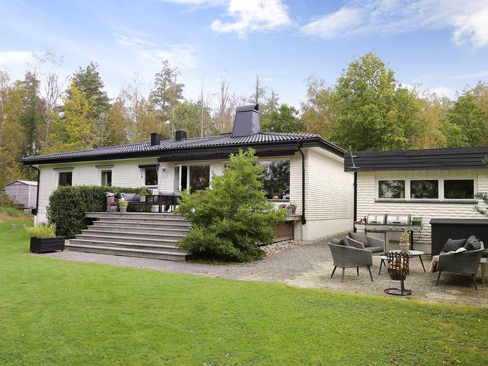7 rok · 122 m² · Fransäsvägen 11