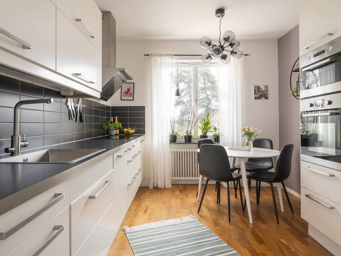 2 rok · 57 m² · Bastuhagsvägen 4, 1 tr