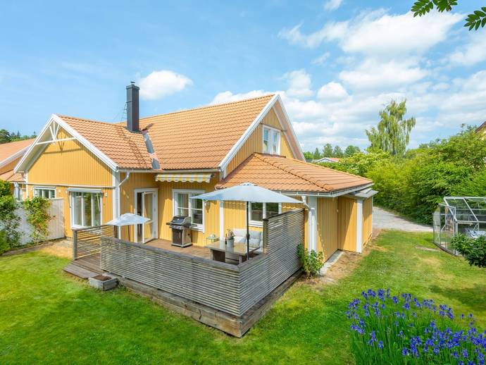 5 rok · 108,2 m² · Basunvägen 75