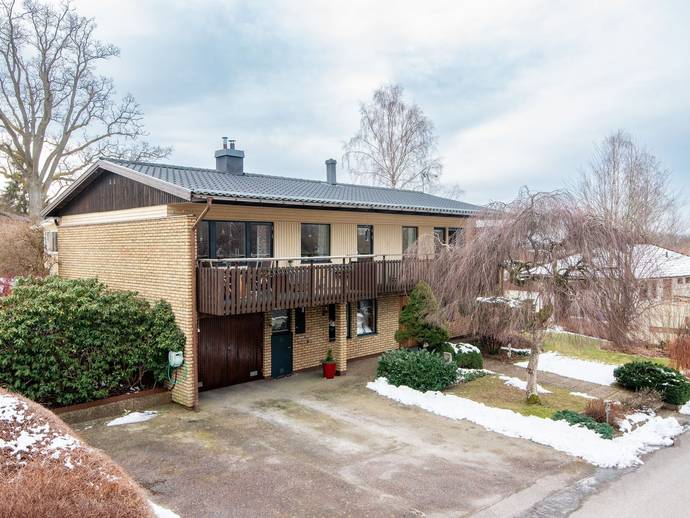 6 rok · 154 m² · Ljungvägen 3