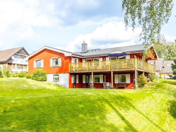 7 rok · 208 m² · Bondevägen 13