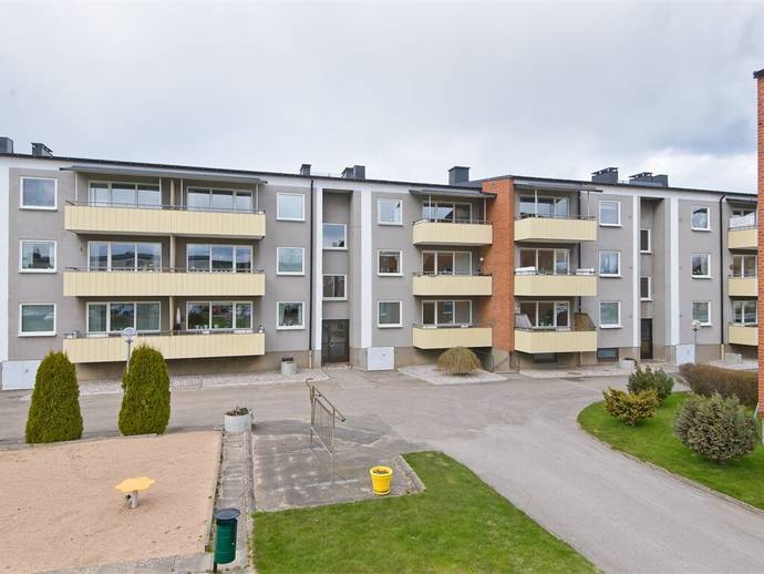 3 rok · 75 m² · Valhallagatan 18