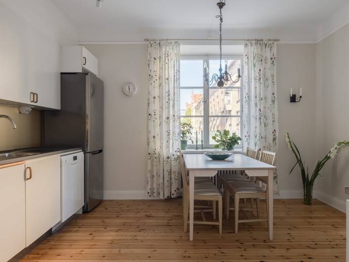 1 rok · 46,7 m² · Falugatan 5