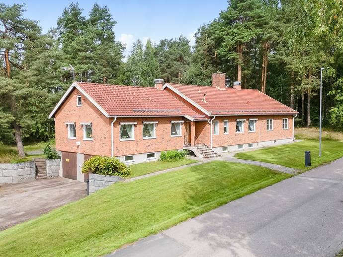 5 rok · 141 m² · Hedvägen 1