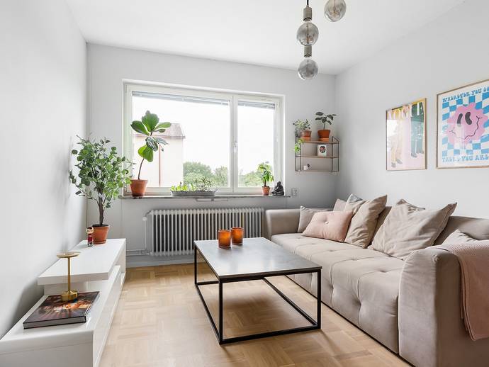 2 rok · 42 m² · Tallbacksvägen 9