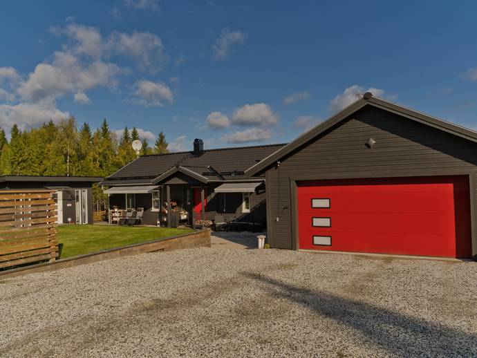 3 rok · 97 m² · Fällbäcken 74