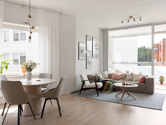 2 rok · 56,5 m² · Semaforvägen 57