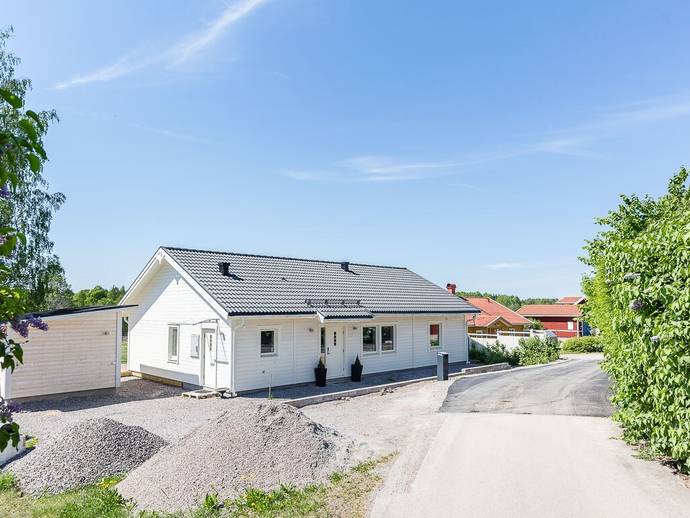 5 rok · 116 m² · Garfves väg 18