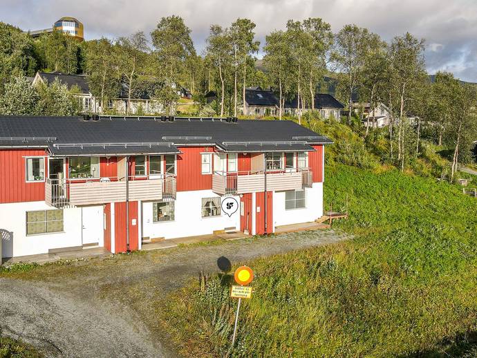 2 rok · 30 m² · Carls väg 7F