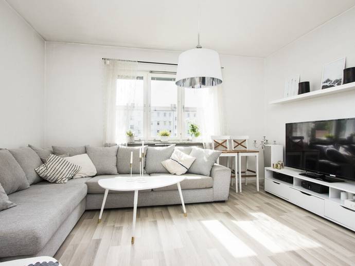 1,5 rok · 41 m² · Flygfältsvägen 3C