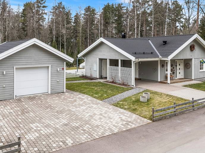 4 rok · 117 m² · Skillingeuddsvägen 15