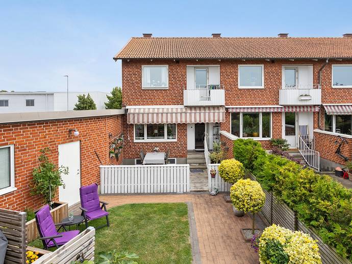 4 rok · 86 m² · Farmgatan 43
