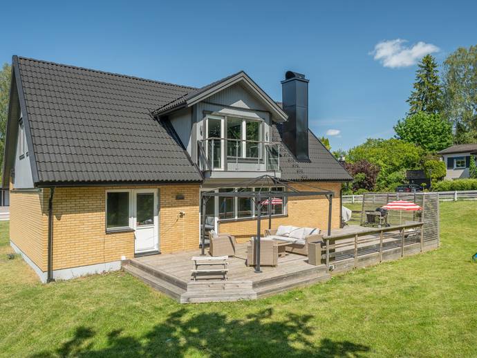 6 rok · 153 m² · Gråstensvägen 1