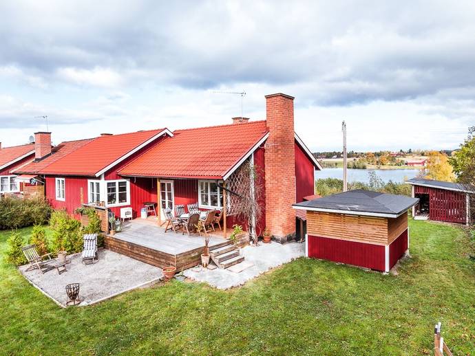 4 rok · 105 m² · Enbackavägen 58