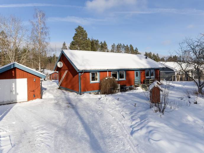 4 rok · 110 m² · Mellbins väg 18