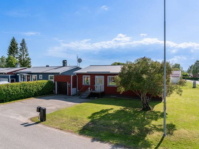 4 rok · 95 m² · Basungatan 39