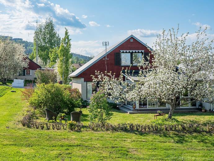 6 rok · 160 m² · Vinkelbacken 7