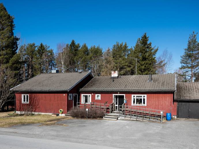 6 rok · 178 m² · Minkvägen 3