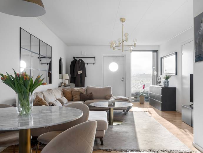 2 rok · 52,5 m² · Åkerrosgården 15F
