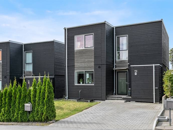 5 rok · 103 m² · Stäkshöjden 96