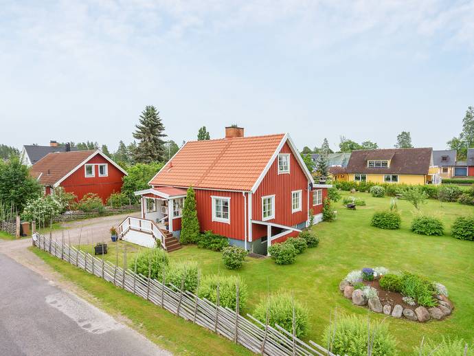 3 rok · 85 m² · Åsängevägen 3