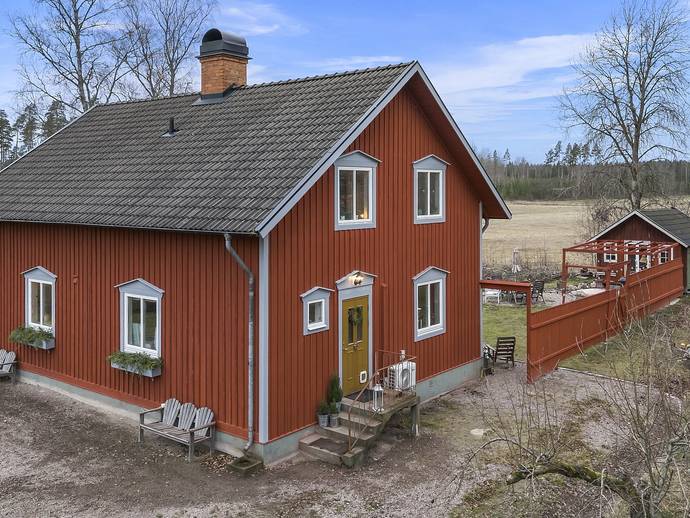 4 rok · 190 m² · Kartongvägen 7