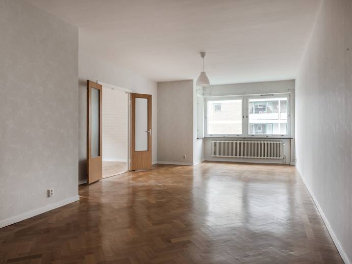 3 rok · 100 m² · Sergels väg 12B