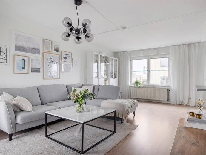 4 rok · 94,5 m² · Diligensvägen 104