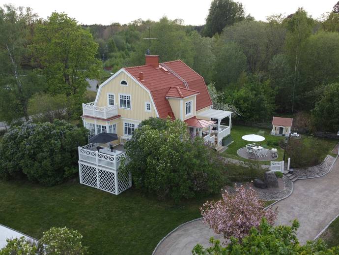 6 rok · 161 m² · Allégatan 1