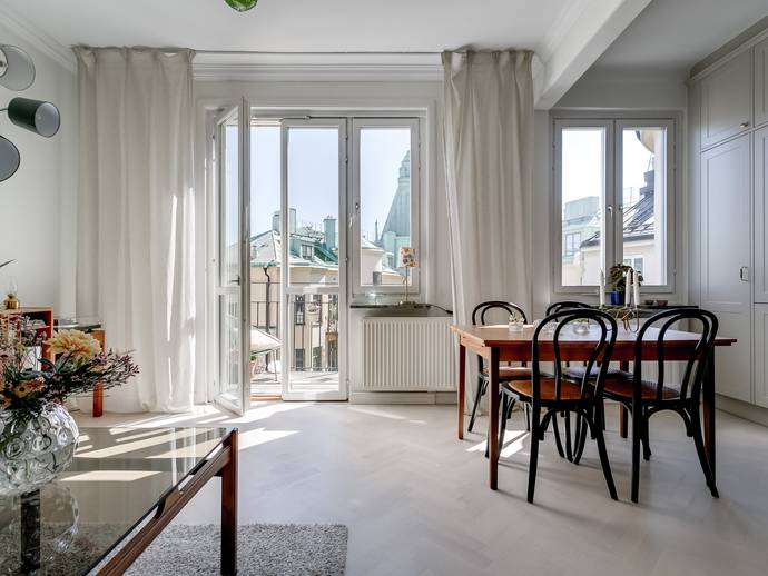 2 rok · 64 m² · Karlbergsvägen 43A
