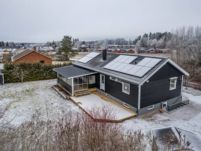 8 rok · 109 m² · Limvägen 8