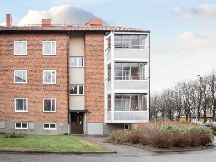 1 rok · 27,5 m² · Klostervägen 4E