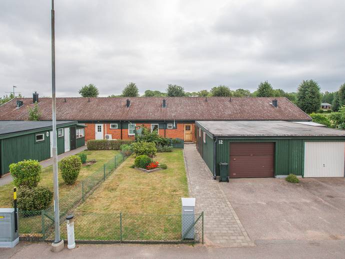 4 rok · 94 m² · Vallmogatan 12