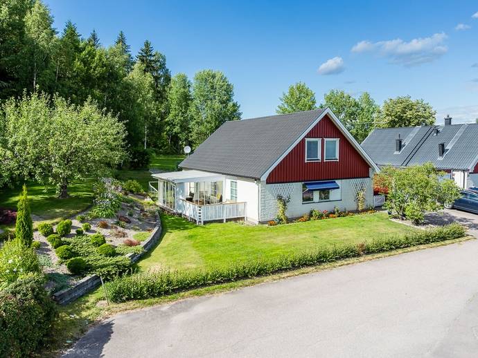 6 rok · 161 m² · Annebergsgatan 87