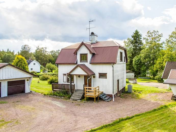 3 rok · 90 m² · Björkallén 103