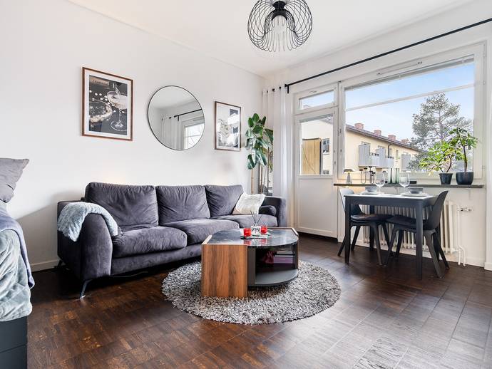 1 rok · 24,5 m² · Årstavägen 79