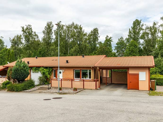 4 rok · 110 m² · Spolvägen 27