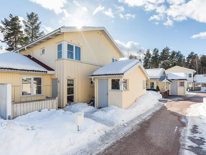 4 rok · 111 m² · Vinbärsvägen 197 B