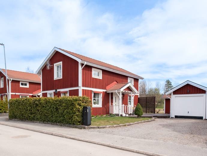 4 rok · 89 m² · Mörttjärnsvägen 10