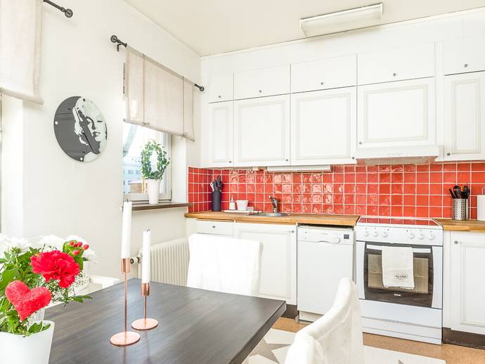1 rok · 37,8 m² · Sparbanksgatan 10 B