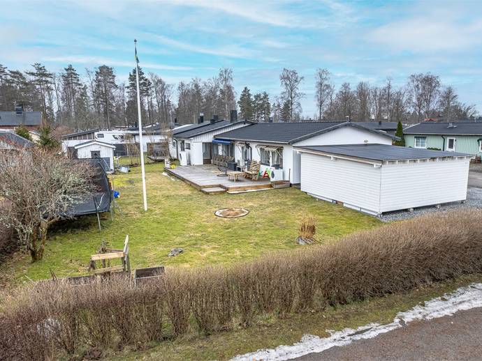 6 rok · 156 m² · Ljungmovägen 2
