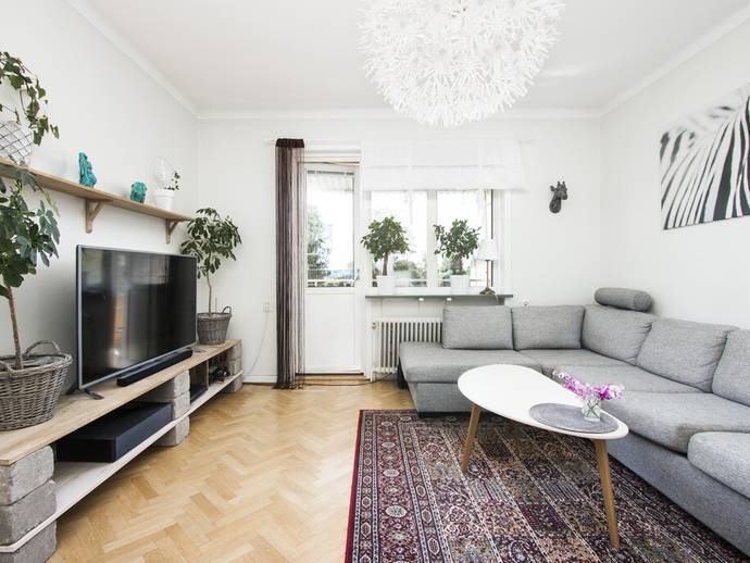 2 rok · 57 m² · Robsahmvägen 3B
