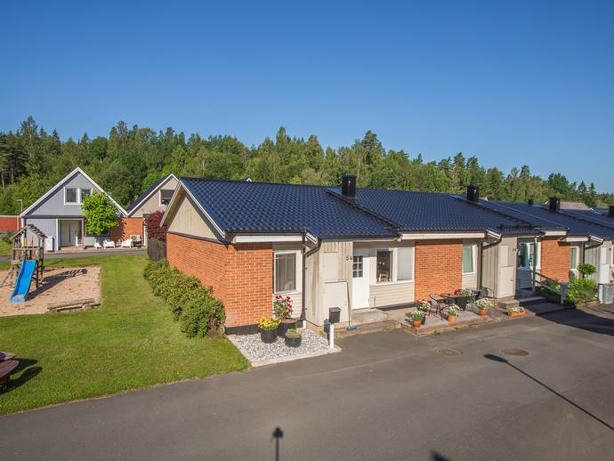 3 rok · 74 m² · Rektangelvägen 54