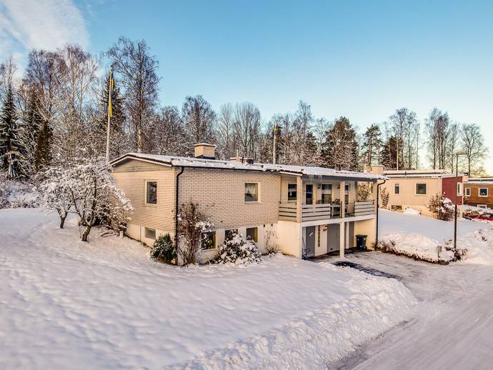 6 rok · 165 m² · Hagvägen 38