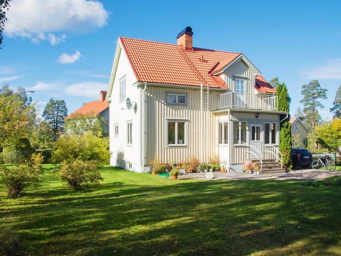4 rok · 109 m² · Elfdalsvägen 10