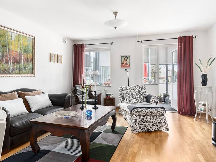 3 rok · 87 m² · Övre Brunnsvägen 2H