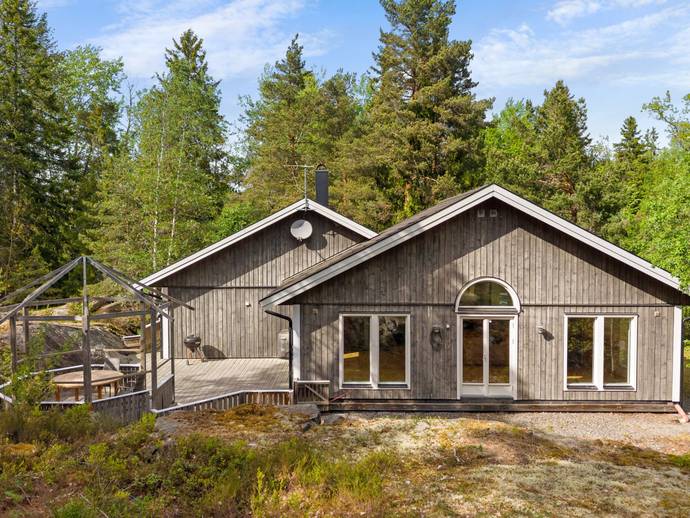 4 rok · 129 m² · Dalängsvägen 15