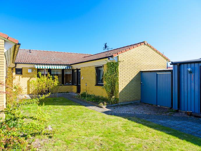 3 rok · 90 m² · Drottninggården 130